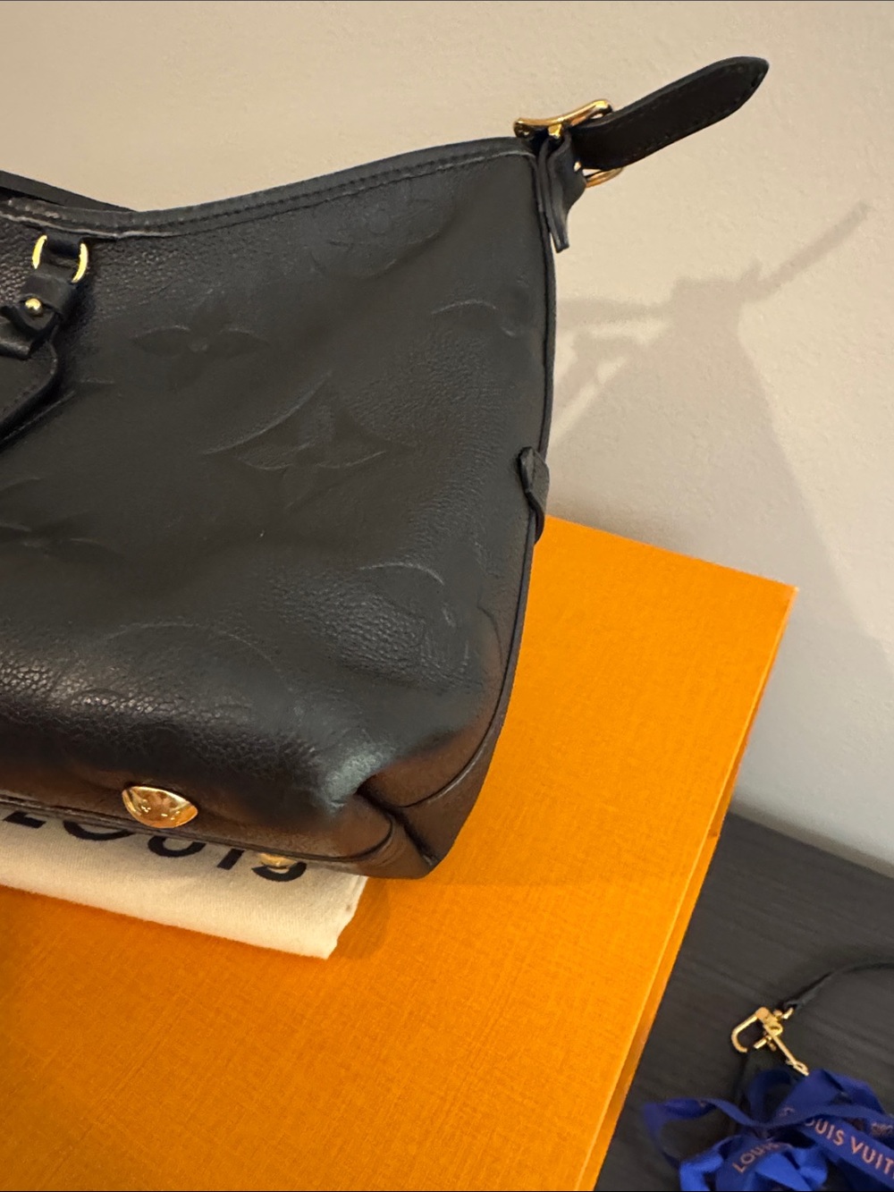 Louis Vuitton Black Monogram Empreinte CarryAll PM Bag Set - Picture 6 of 9
